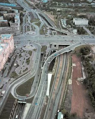 Развязка третьего транспортного кольца на Кутузовском проспекте